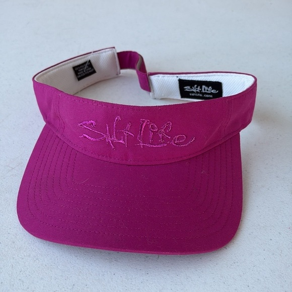 Salt Life Woman's Visor - Picture 1 of 3